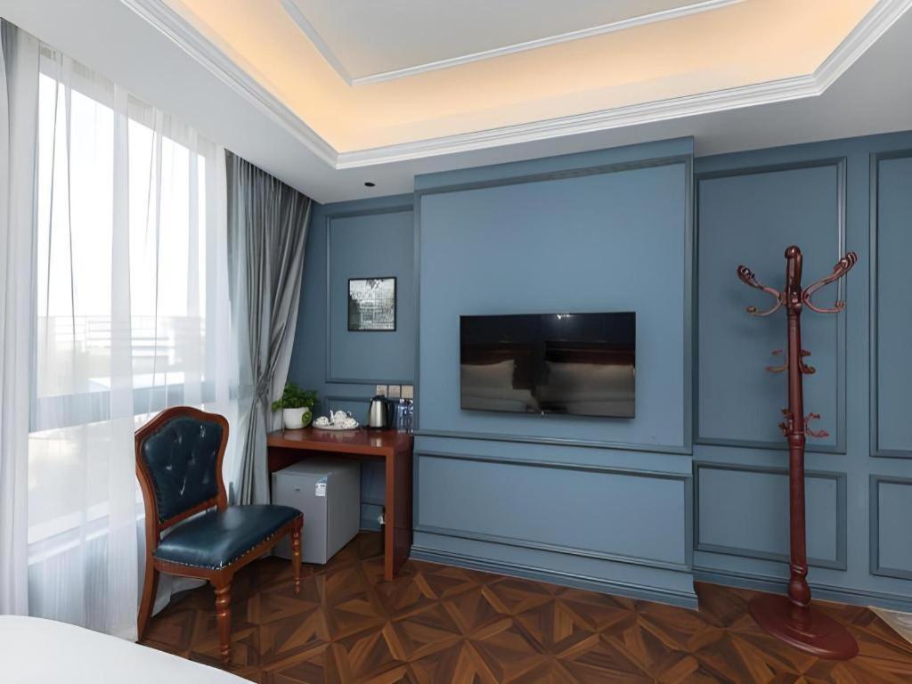Yitingzhenshe Qianmen Hotel