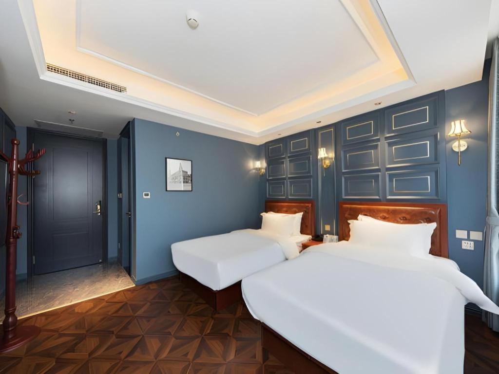 Yitingzhenshe Qianmen Hotel 4*
