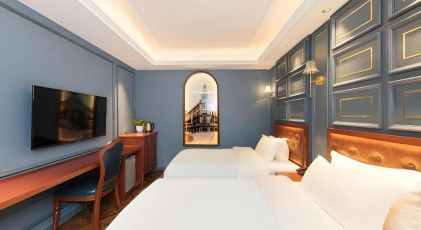 Yitingzhenshe Qianmen Hotel